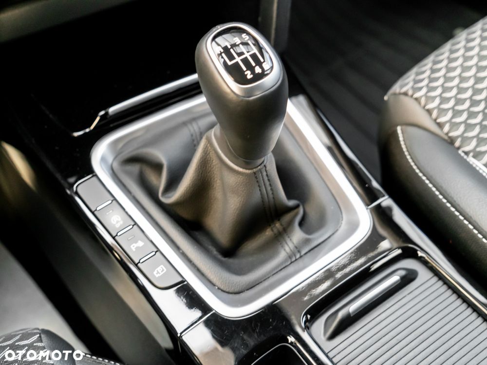 Kia Ceed 1.5 T-GDI Tribute - 17