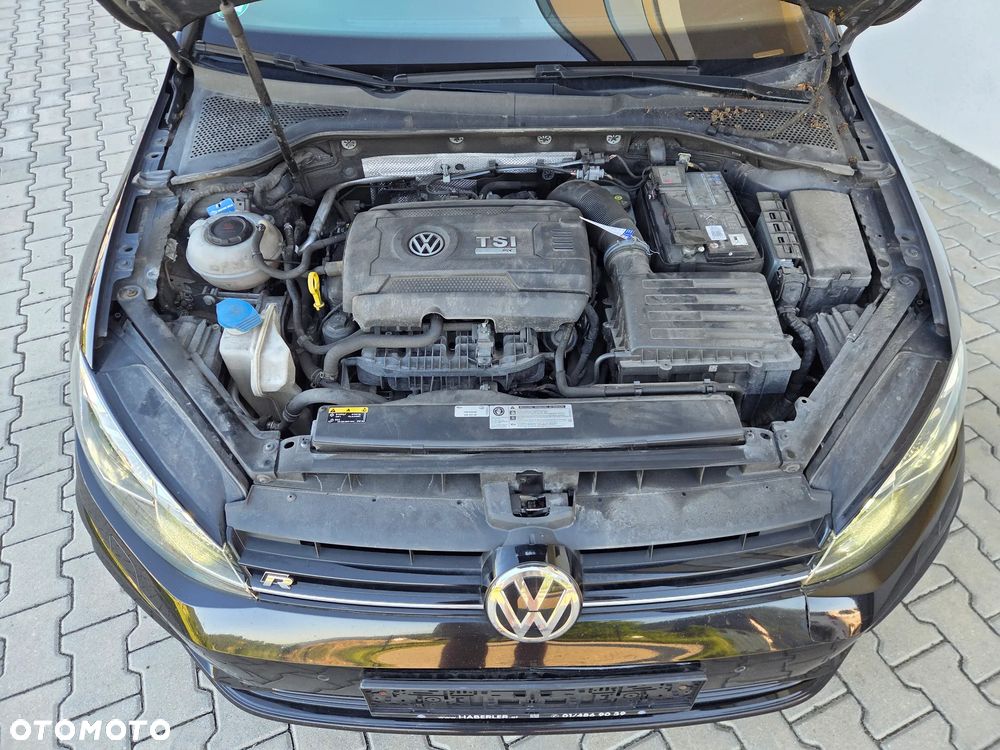 Volkswagen Golf - 23