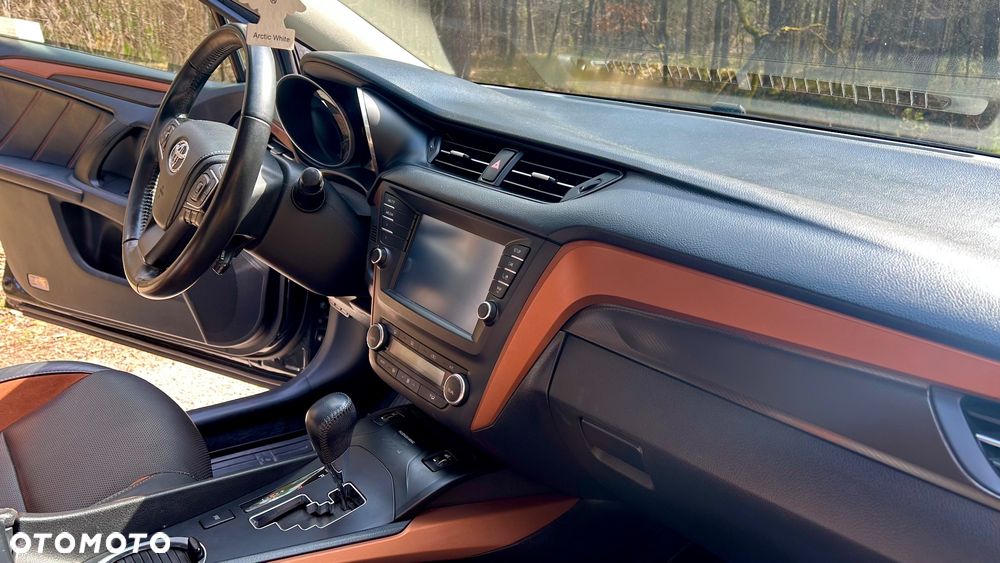 Toyota Avensis 2.0 Premium MS - 9