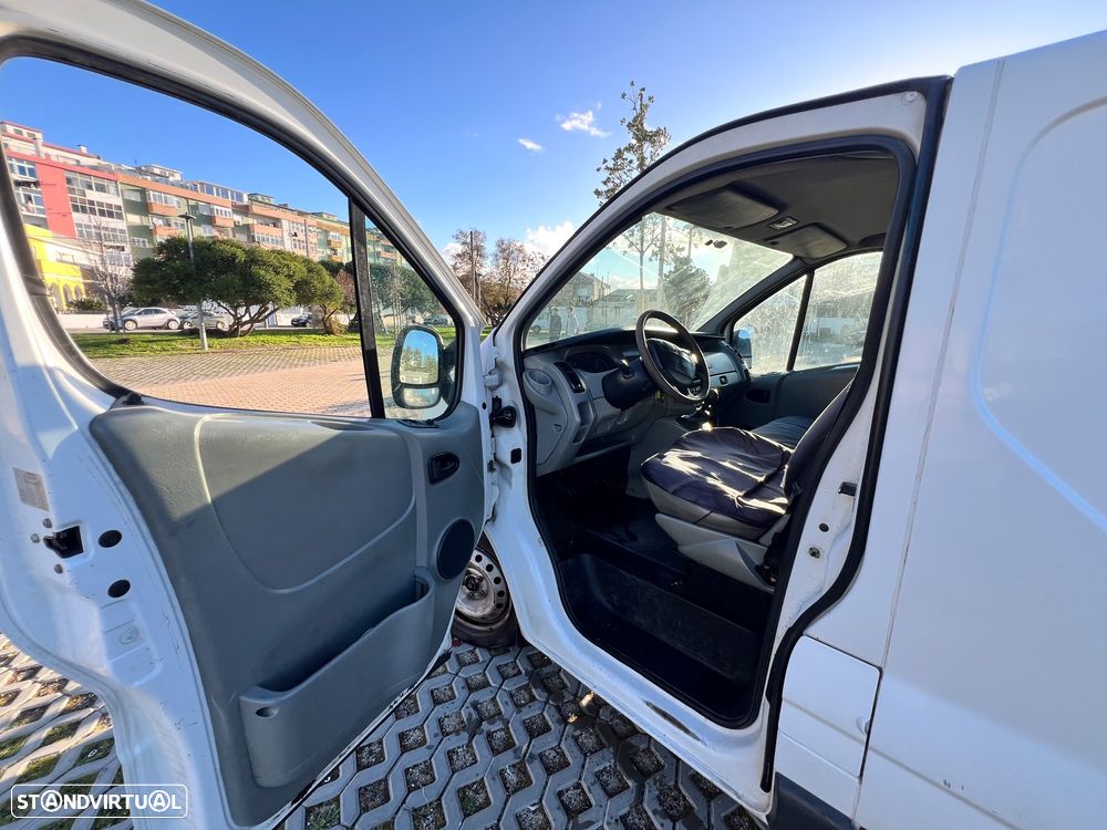 Renault Trafic - 10