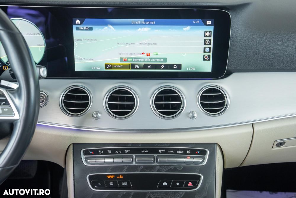 Mercedes-Benz E 220 d 4Matic 9G-TRONIC Avantgarde - 20