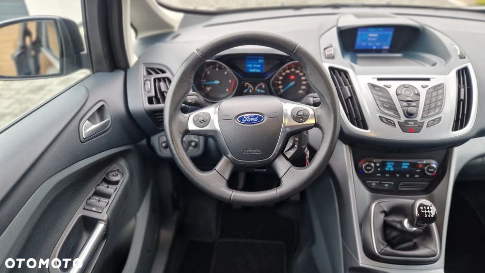 Ford Grand C-MAX 2.0 TDCi Titanium - 15