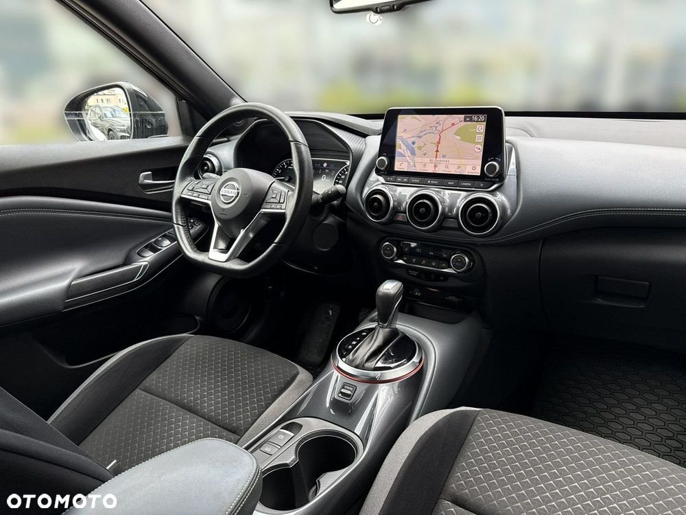 Nissan Juke 1.0 DIG-T N-Connecta DCT - 16
