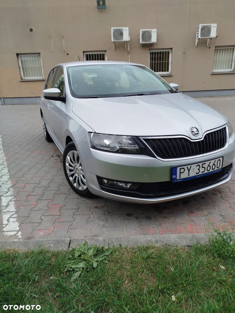 Skoda RAPID 1.0 TSI Active - 12