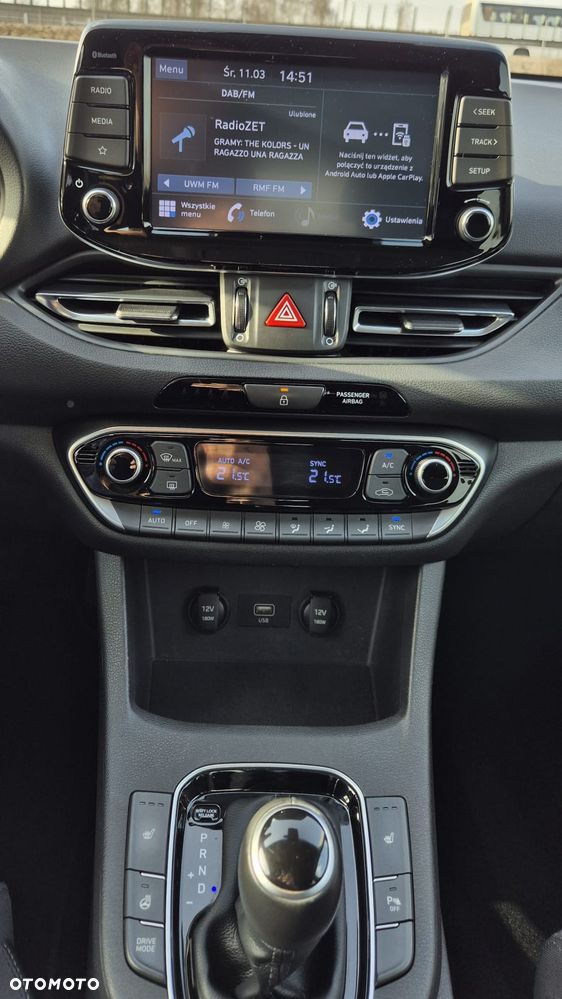 Hyundai i30 ver-1-5-t--gdi-48v-smart-dct - 16