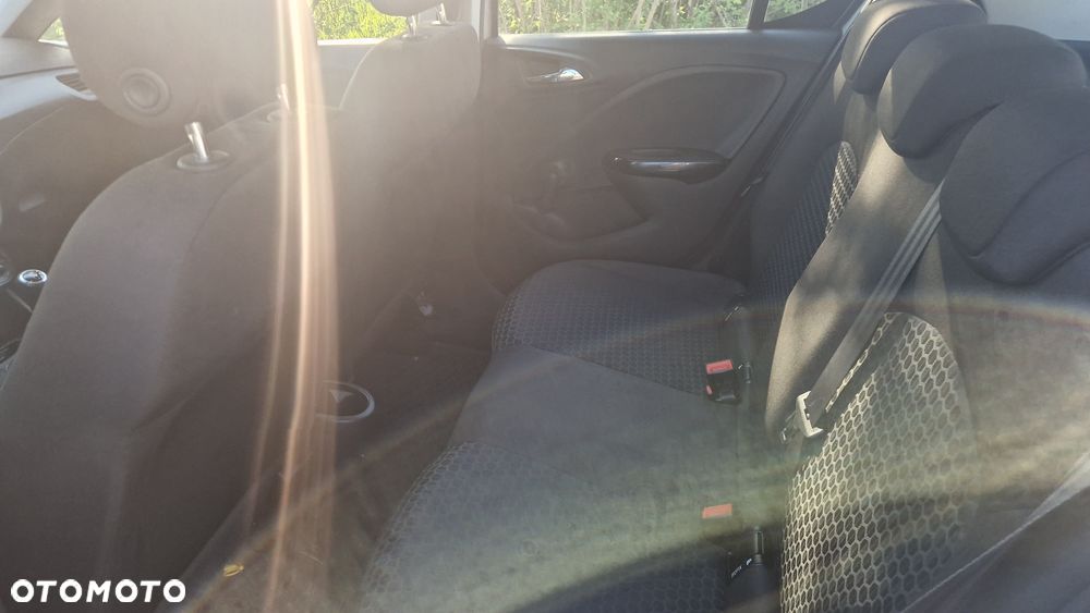 Opel Corsa 1.4 Enjoy - 15