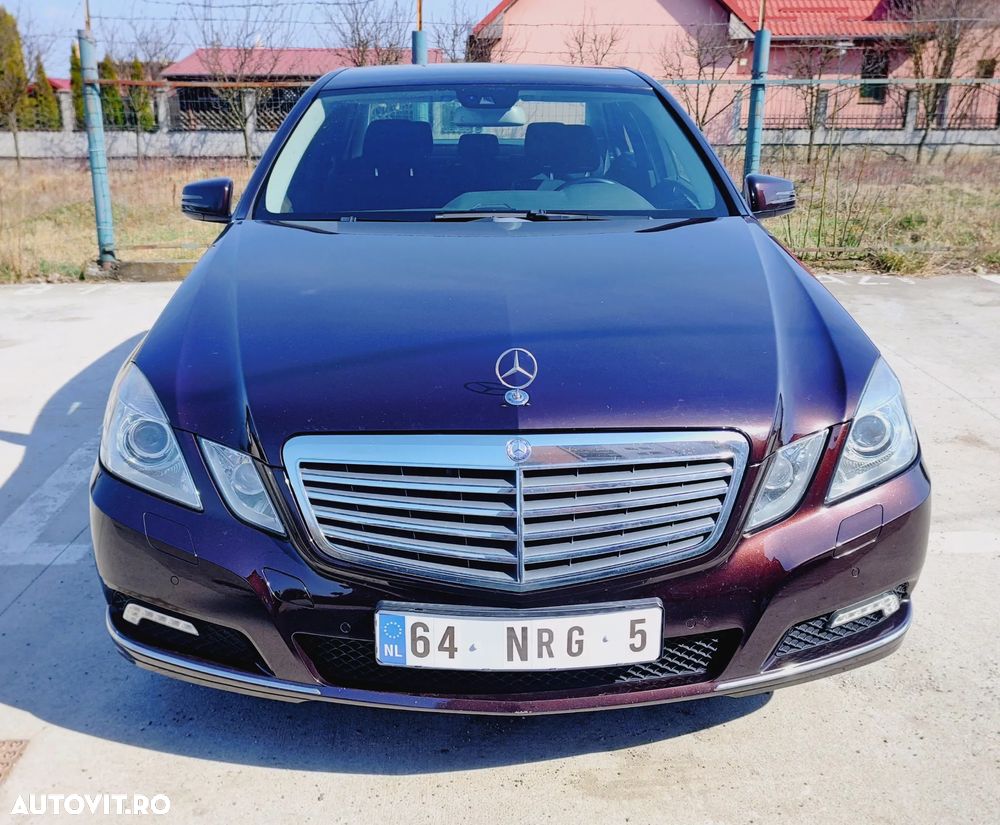 Mercedes-Benz E 220 CDI DPF BlueEFFICIENCY Automatik Elegance - 9