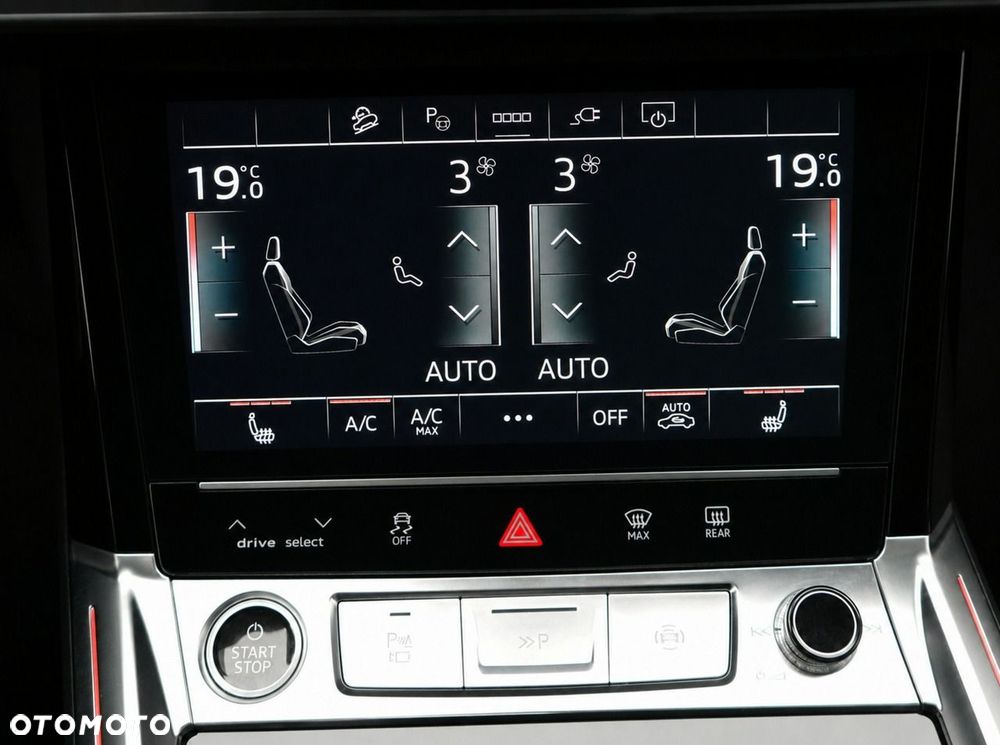 Audi Q8 Sportback e-tron - 21