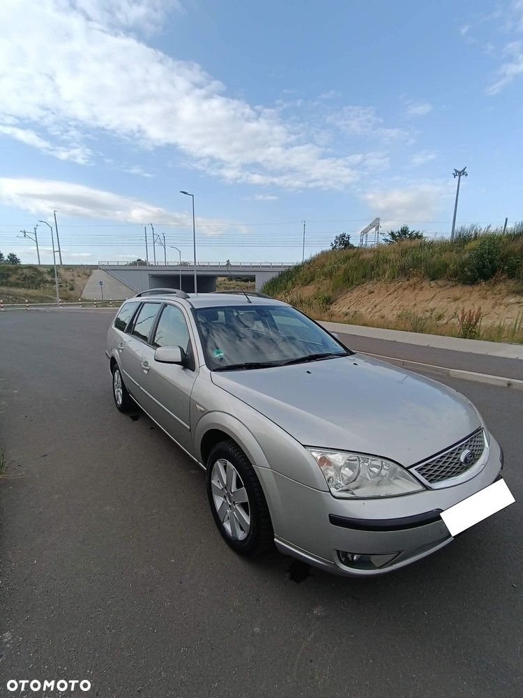 Ford Mondeo 1.8 Ghia - 3