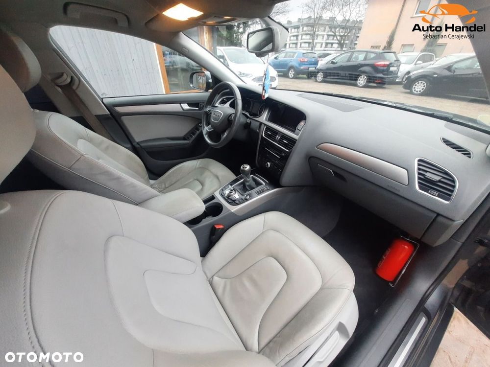Audi A4 Avant - 32