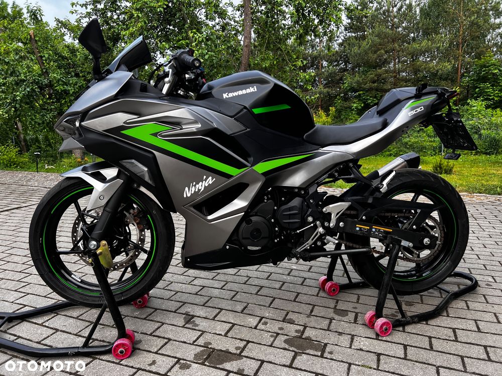 Kawasaki Ninja 500 - 2