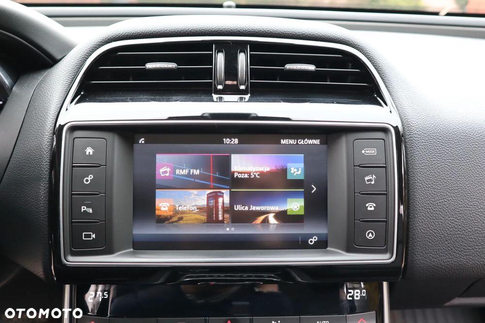 Jaguar XE 20d Prestige - 21