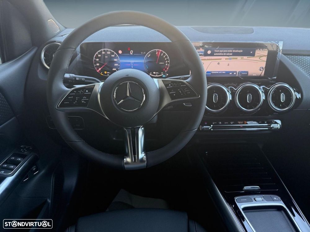 Mercedes-Benz B 250 e - 13