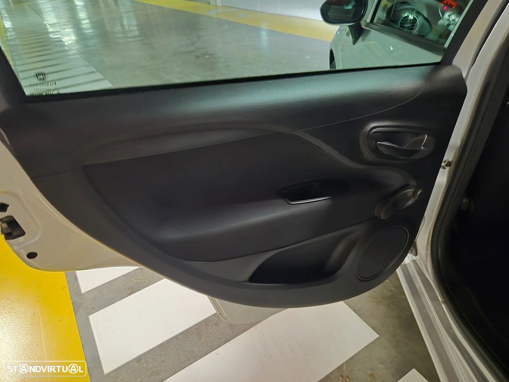 Fiat Punto 1.2 Young II S&S - 30