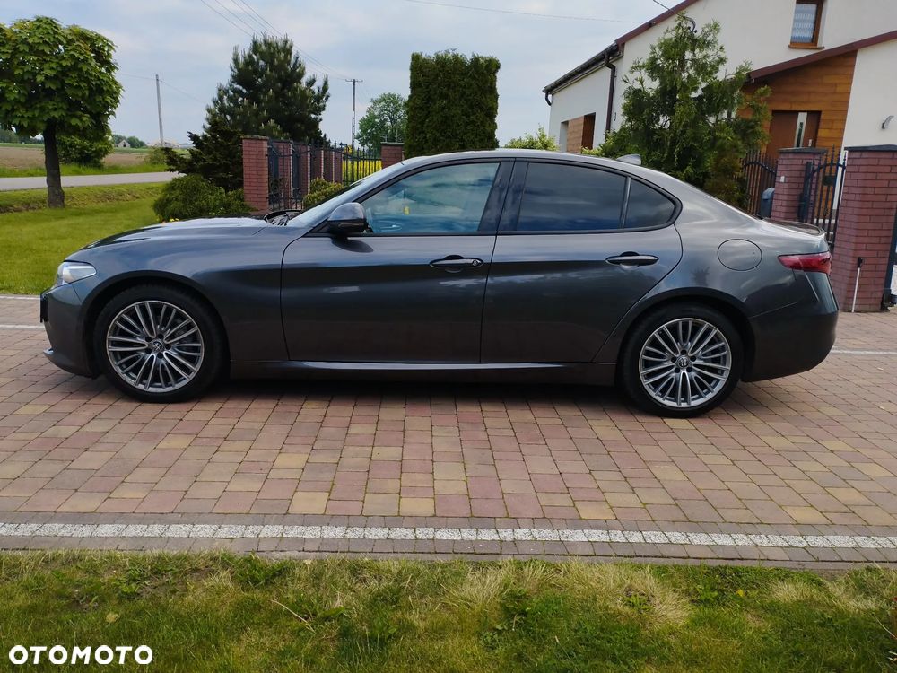 Alfa Romeo Giulia 2.0 Turbo Sprint - 3