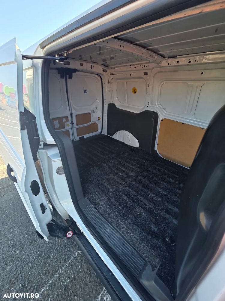 Ford Transit connect - 7