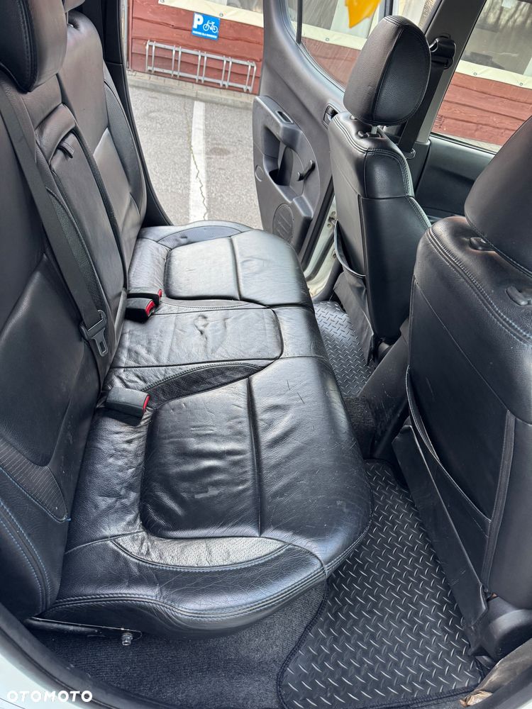 Mitsubishi L200 2.5 DID DC Intense + - 13