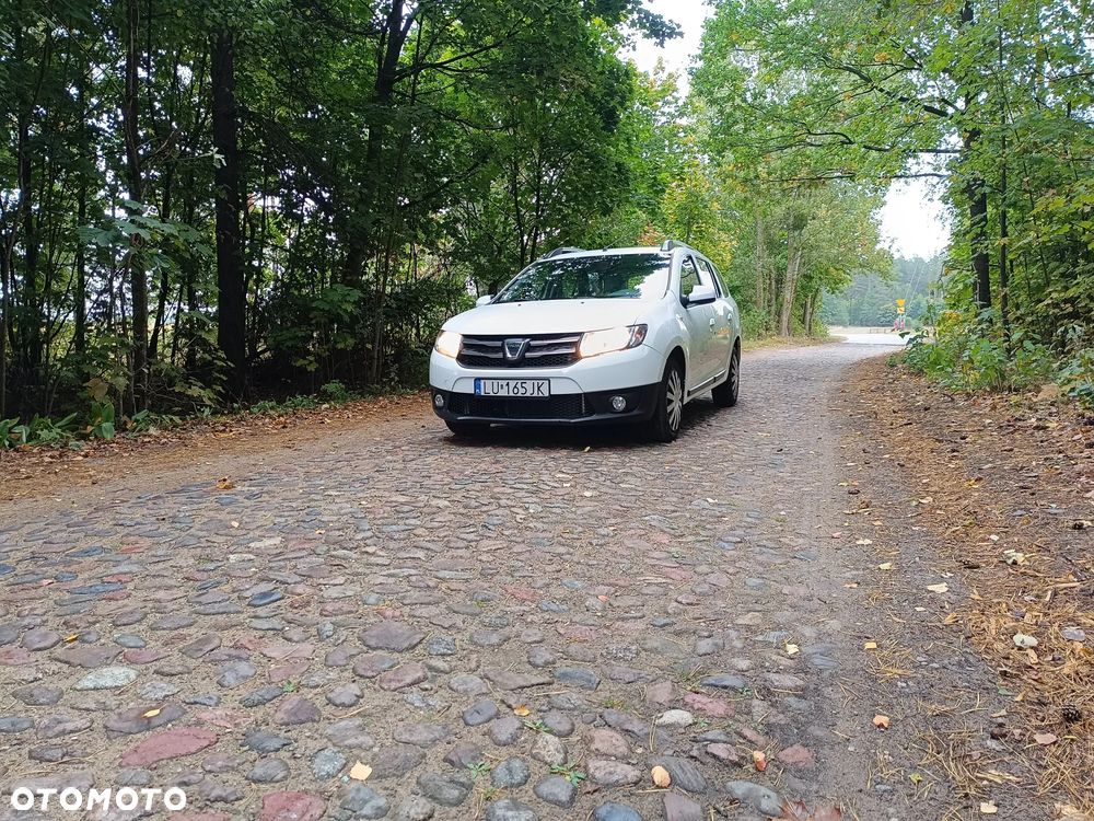 Dacia Logan 1.2 16V Access EU6 - 1