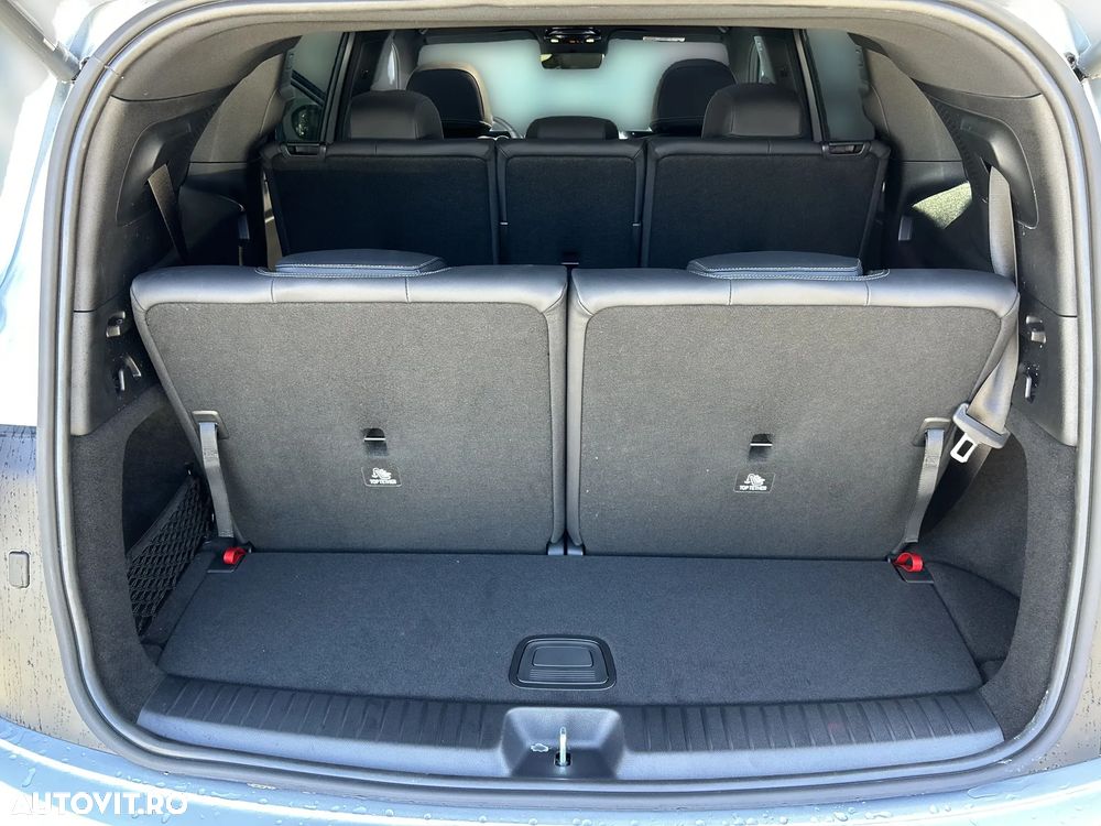Mercedes-Benz GLB 220 4MATIC - 18