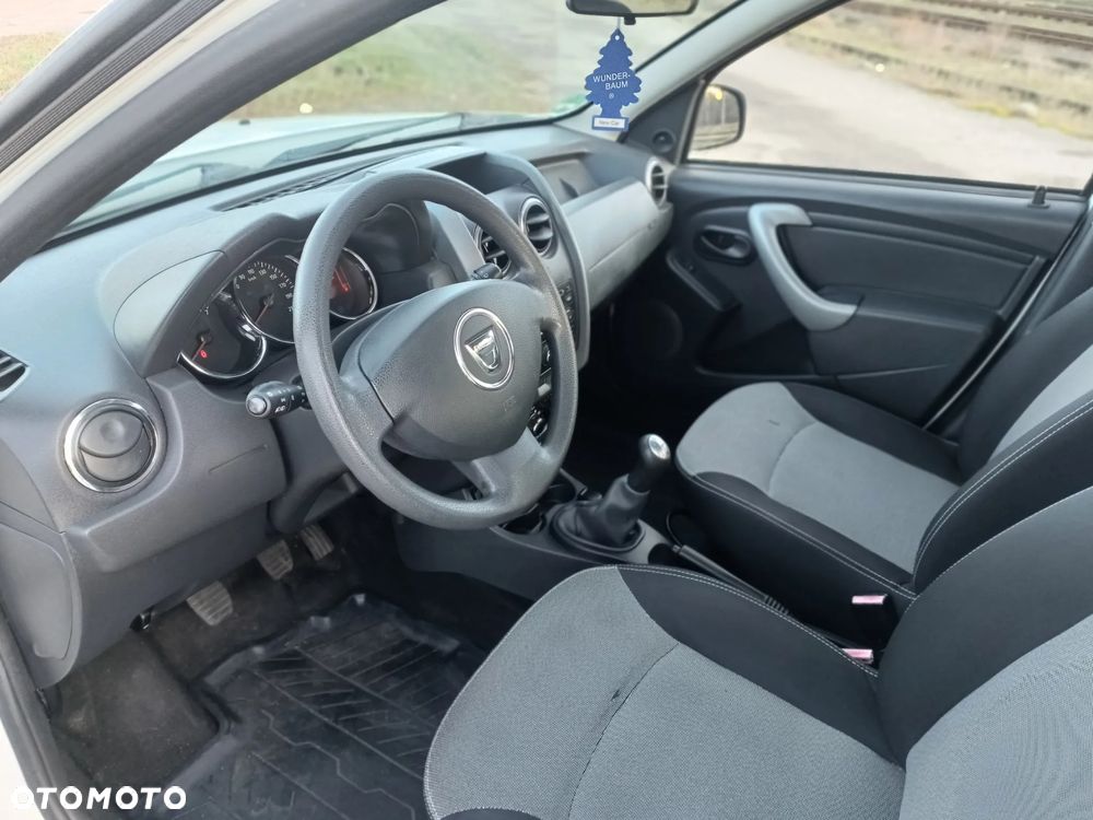 Dacia Duster 1.6 16V 4x2 - 10