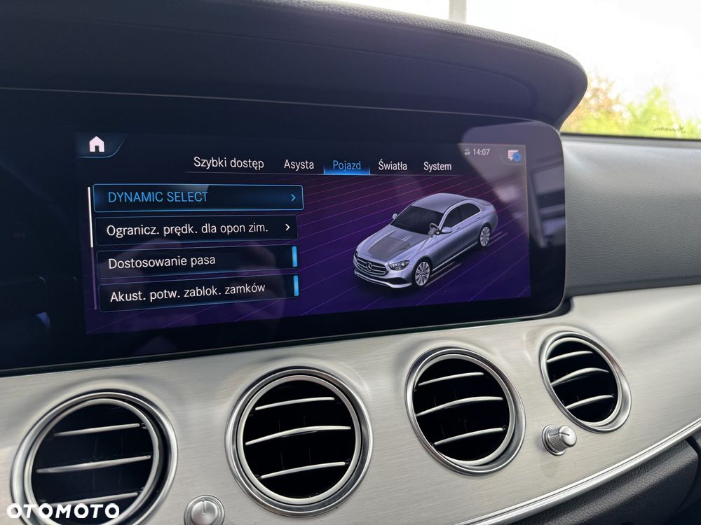 Mercedes-Benz Klasa E 220 d AMG/Avantgarde - 36