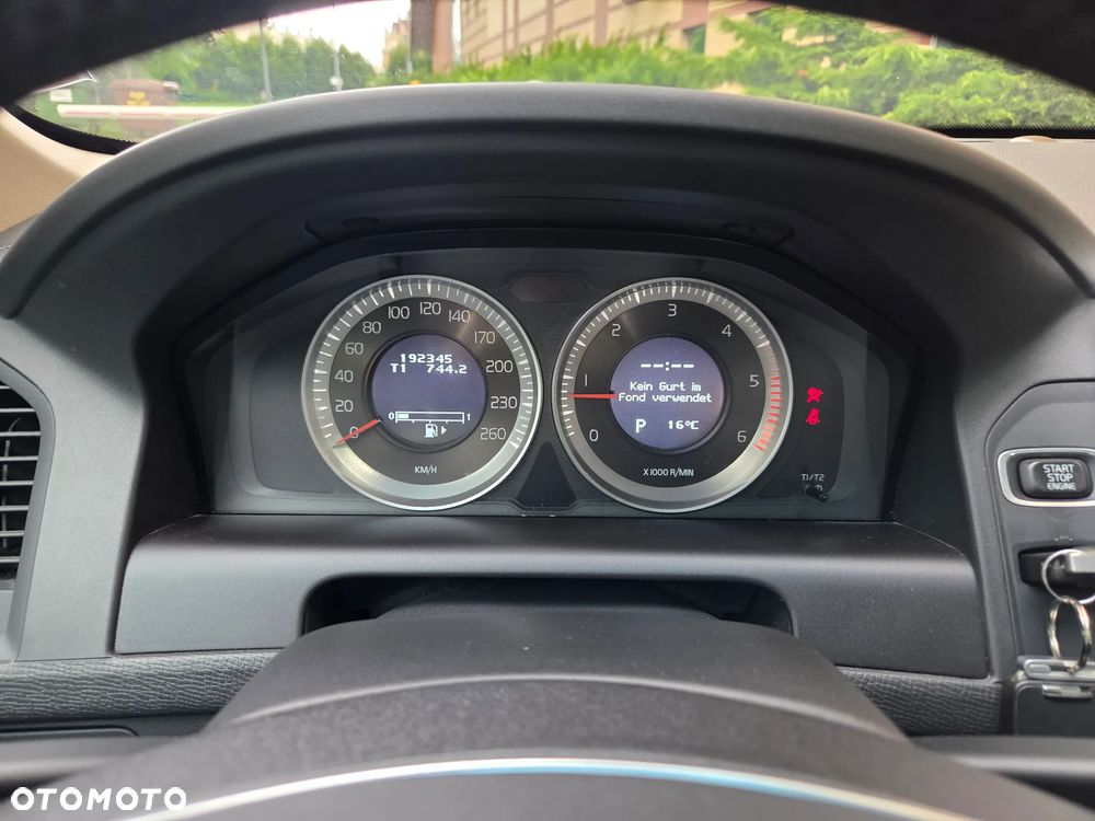 Volvo XC 60 D4 Geartronic Momentum - 40