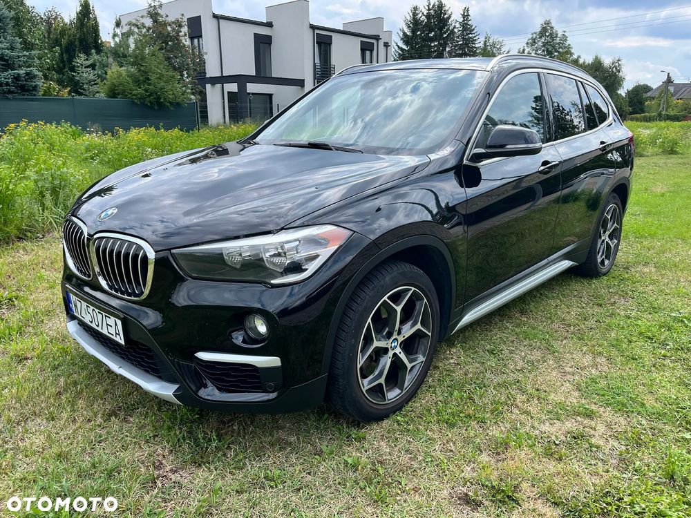 BMW X1 xDrive25i Sport Line - 1