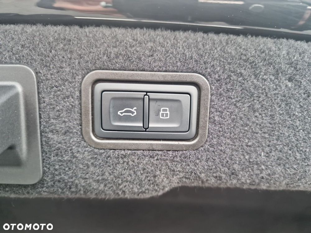 Audi A8 - 31