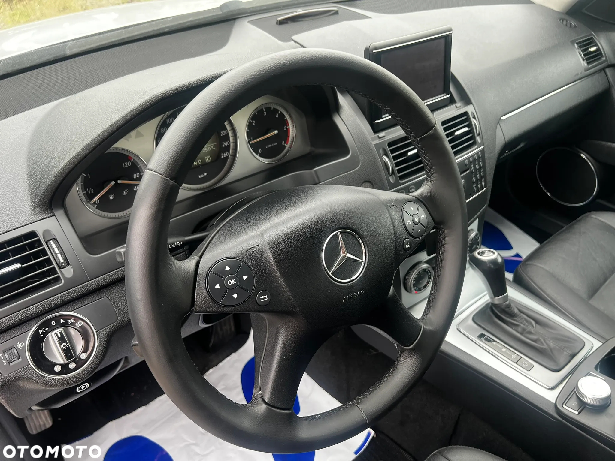 Mercedes-Benz Klasa C 220 T CDI DPF Automatik Avantgarde - 13