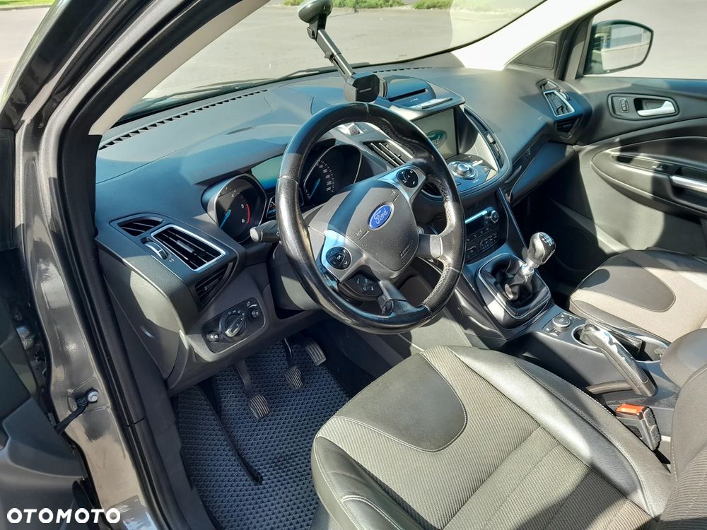 Ford Kuga 2.0 TDCi 4x4 Titanium - 5