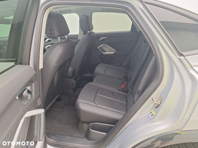 Audi Q3 Sportback 45 TFSIe S tronic - 9