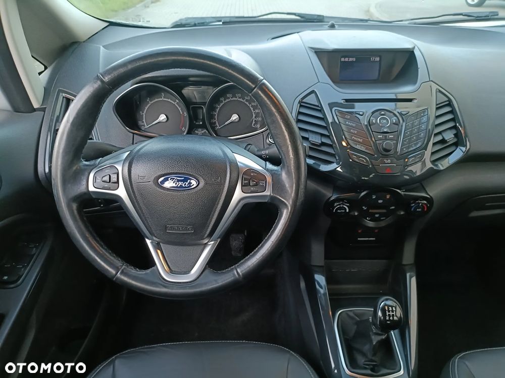 Ford EcoSport - 18