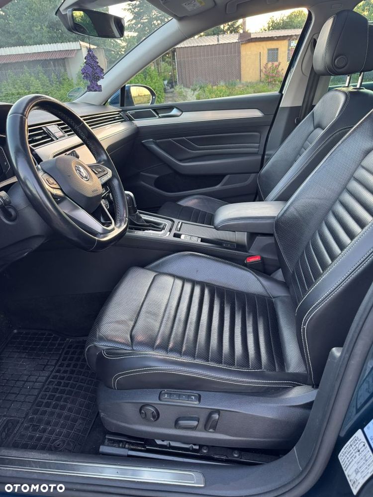 Volkswagen Passat 2.0 TDI 4Mot Elegance DSG - 18