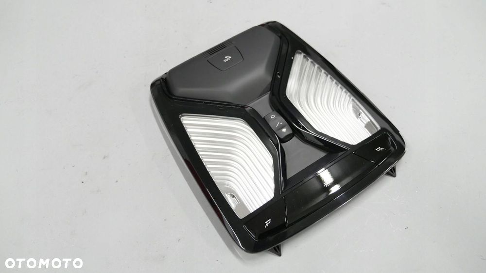 BMW G01 G02 G30 G31 LAMPKA OŚWIETLENIE WNĘTRZA KABINY PODSUFITKI 9472154 - 3