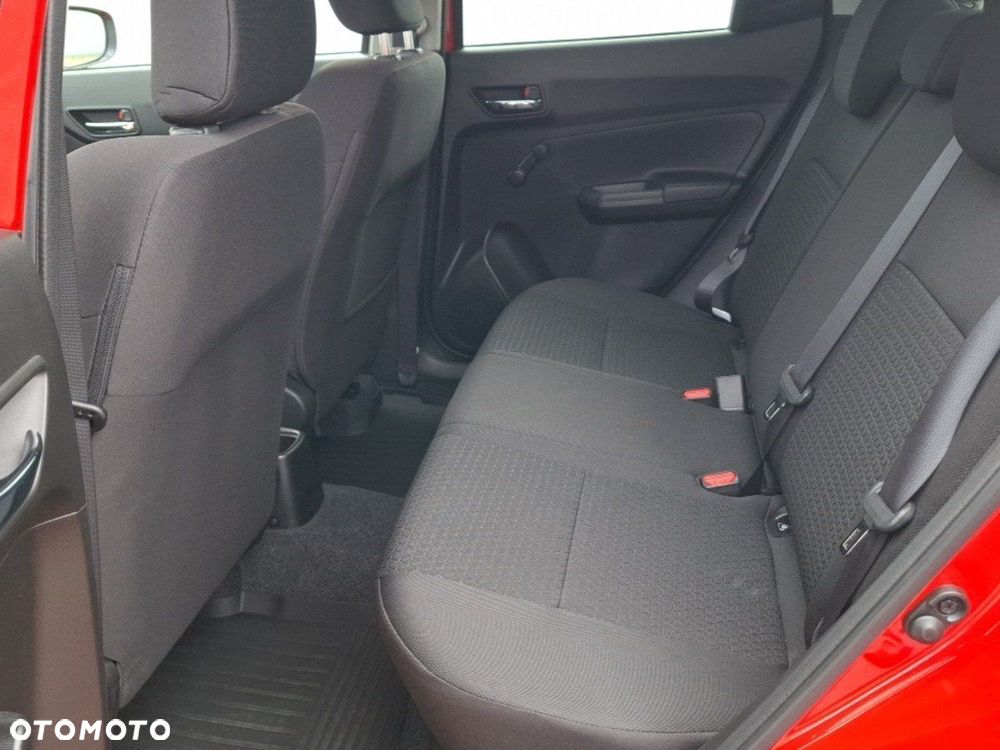 Suzuki Swift - 12