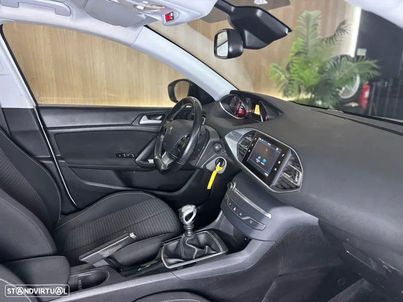 Peugeot 308 1.5 BlueHDi Style - 6