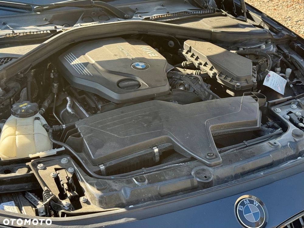 BMW Seria 3 - 22