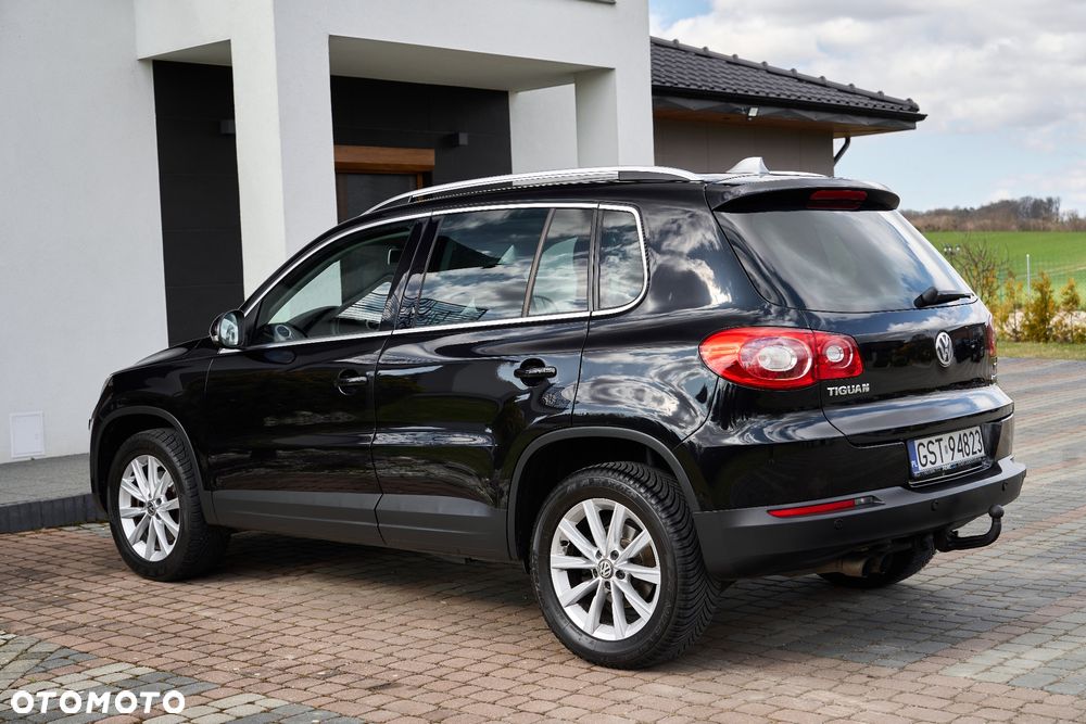 Volkswagen Tiguan - 5