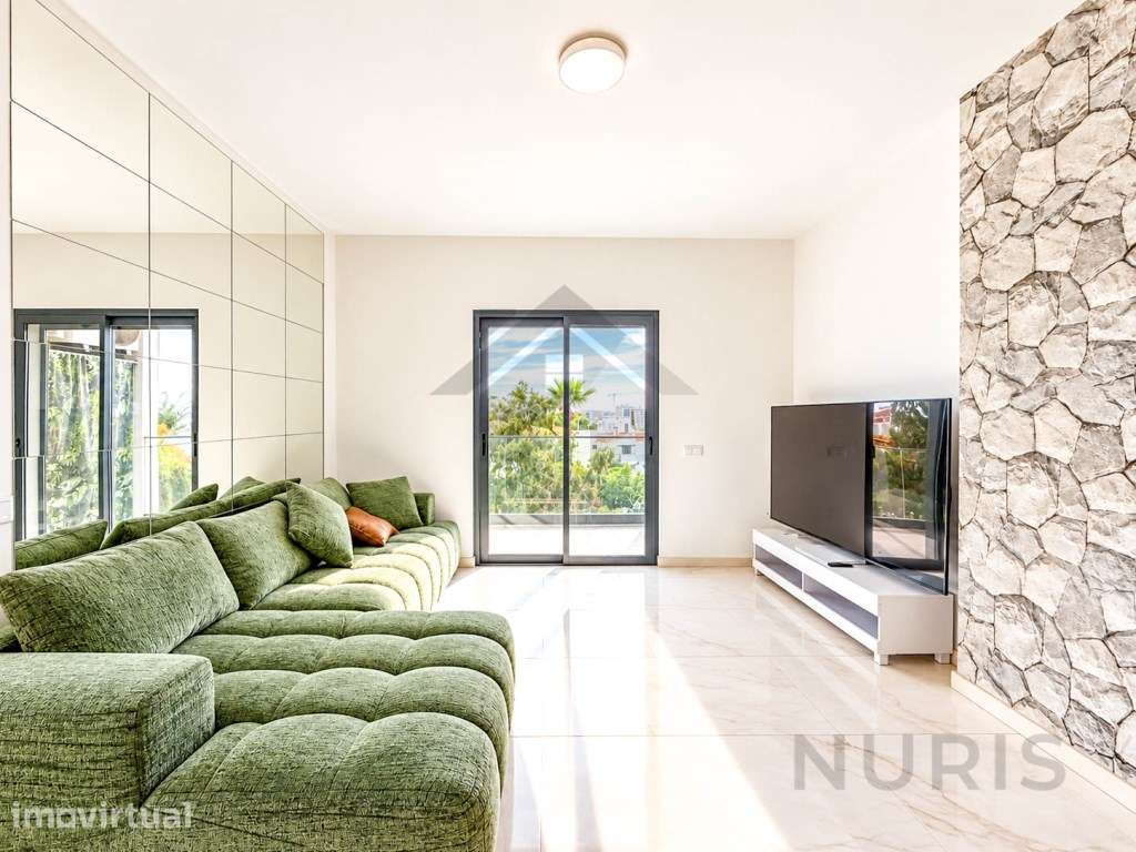 Apartamento T2 novo para Arrendamento Anual em Portimão - Grande imagem: 2/25