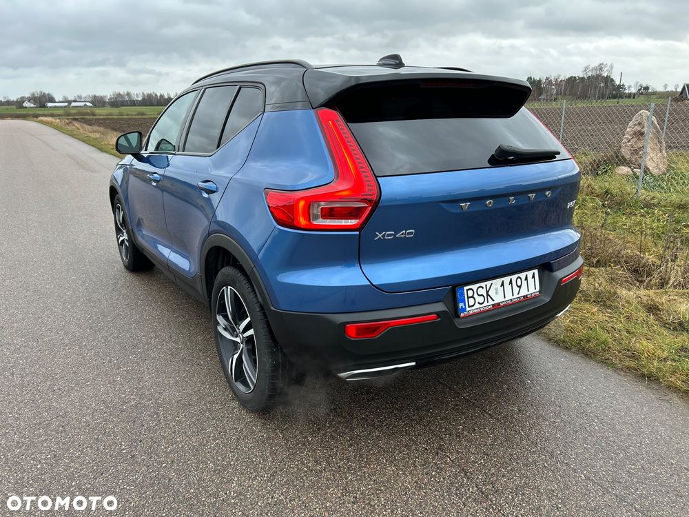 Volvo XC 40 T5 AWD R-Design - 6