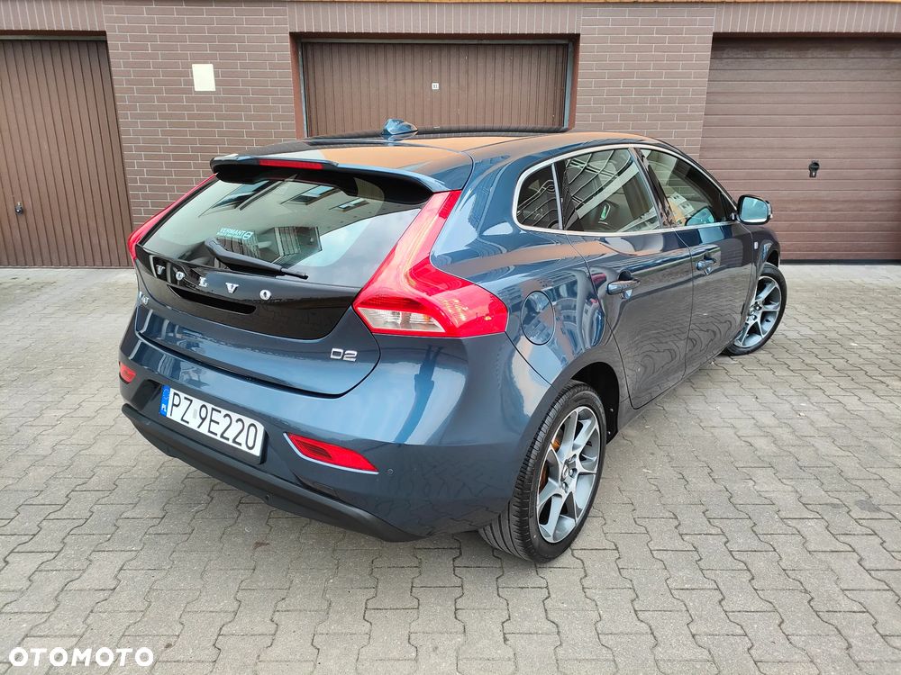 Volvo V40 D2 Ocean Race - 6