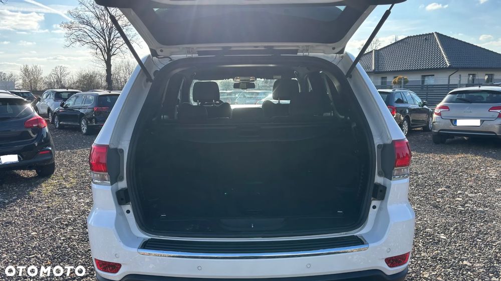 Jeep Grand Cherokee 3.0 CRD Laredo - 20