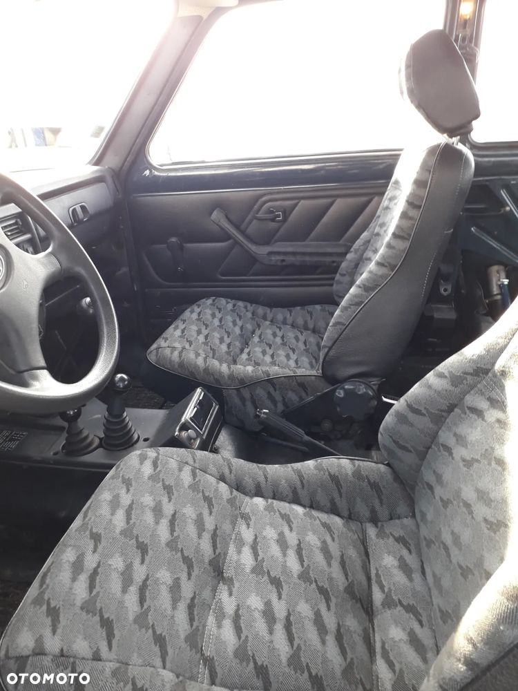 Lada Niva - 11