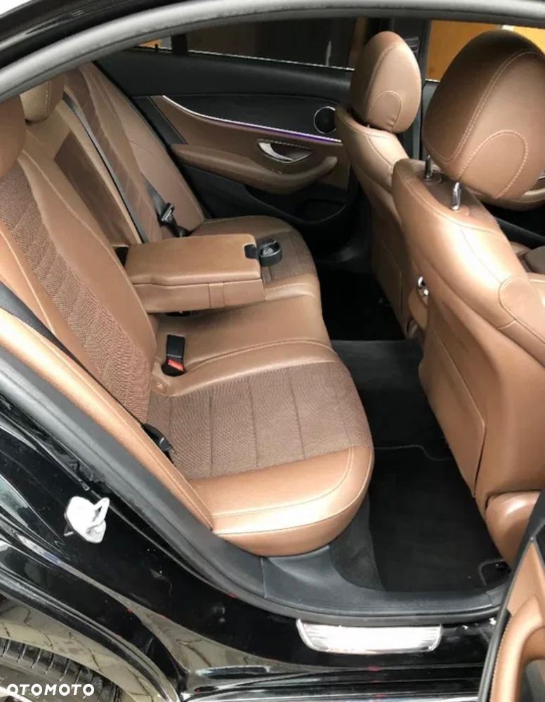 Mercedes-Benz Klasa E 220 d 9G-TRONIC - 7