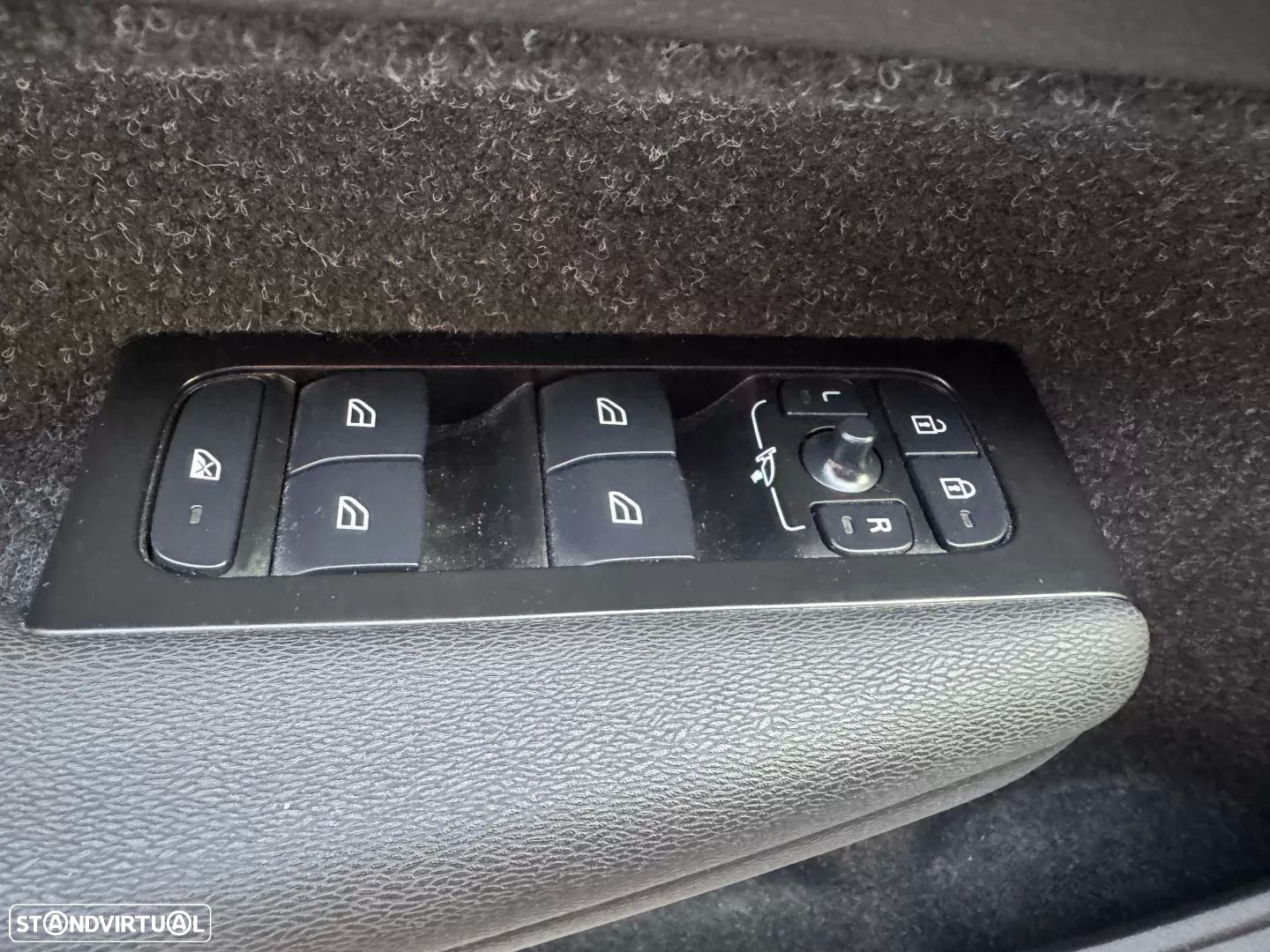 Volvo XC 40 P8 AWD Recharge RDesign - 43