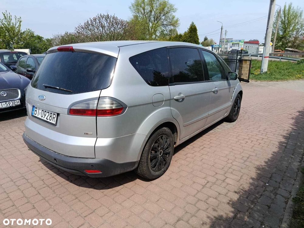 Ford S-Max - 5