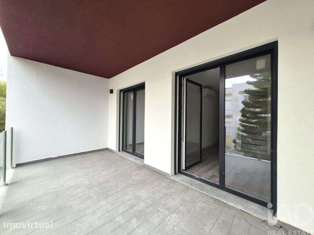 Apartamento T3 em Palmela de 275,00 m2 - Grande imagem: 2/17