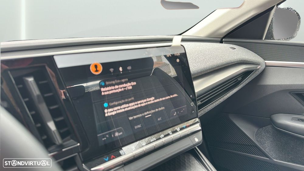 Renault Mégane E-Tech EV60 Evolution Autonomia Conforto - 9