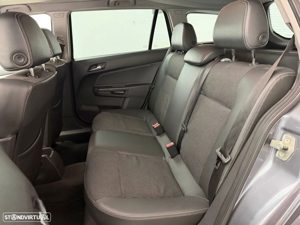 Opel Astra Caravan 1.3 CDTi Cosmo - 8