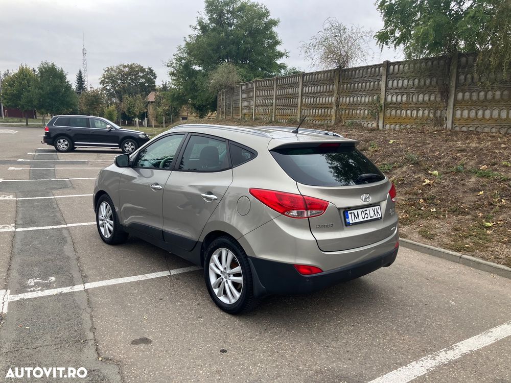 Hyundai ix35 2.0 CRDI High 4WD GLS Aut. Premium - 2